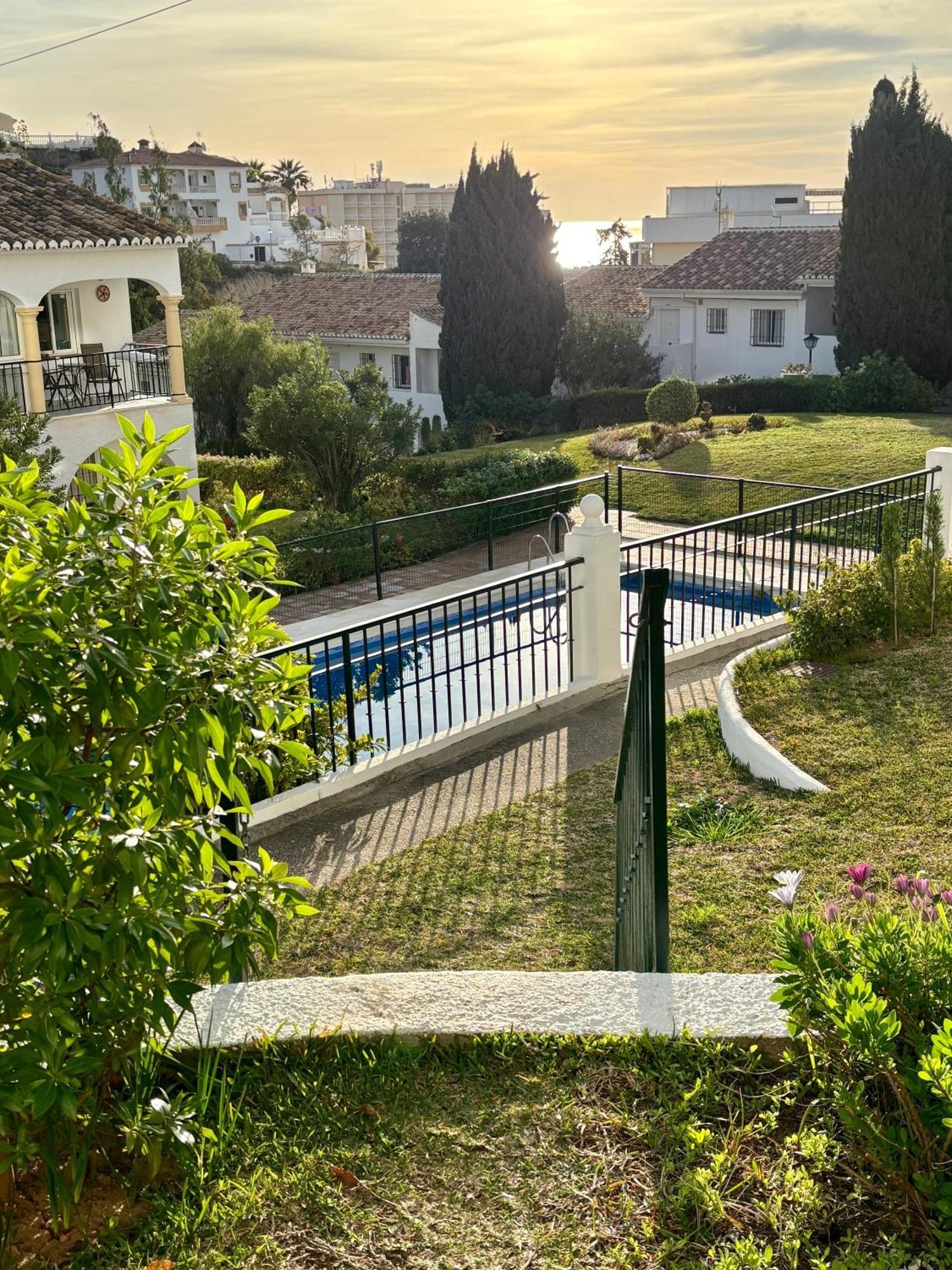 Appartement Lux 2 Kmr App Stella Blanca Met Zwembaden Airco En Zeezicht à Fuengirola Extérieur photo